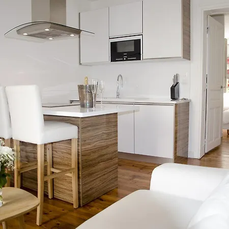 La Casa Cosy, Апарт-готель 4*